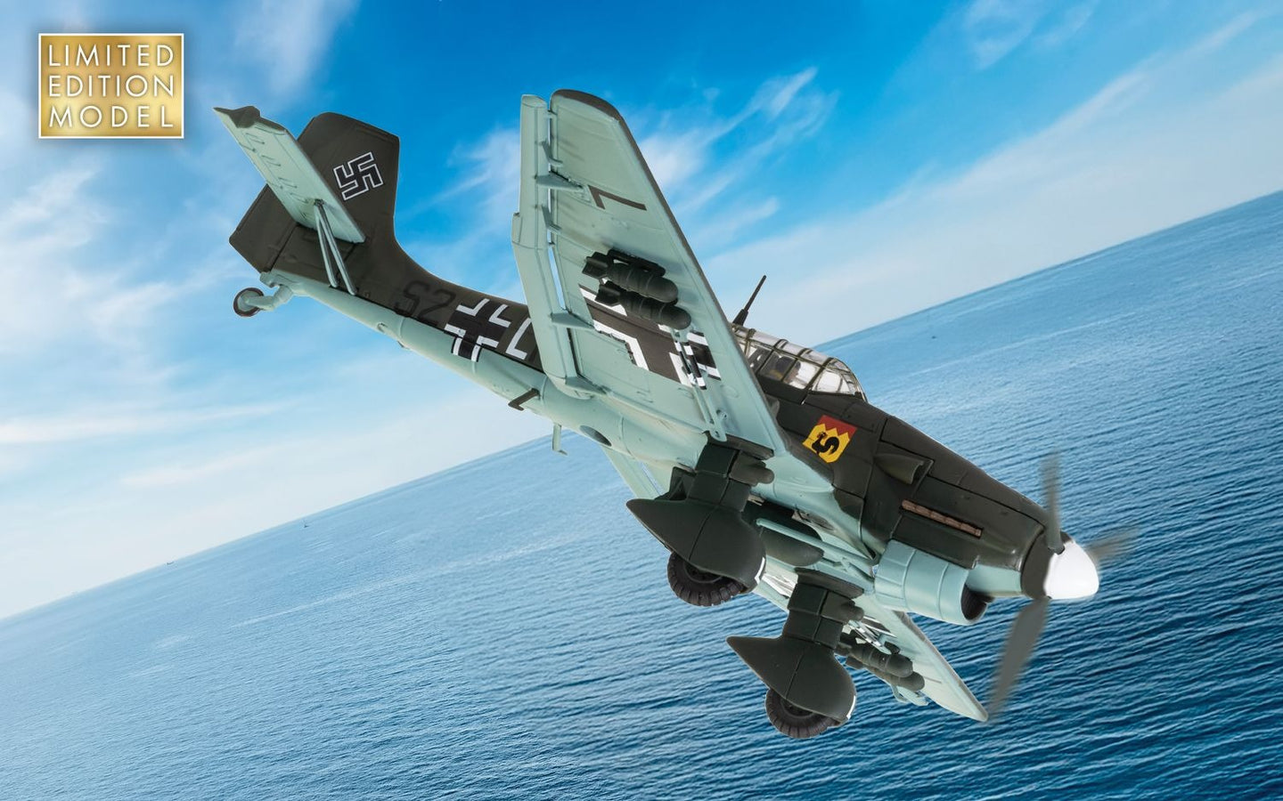CORGI JU87B-1 STUKA "UFFZ PITTROFF AND UFFZ SCUBERT" (BATTLE OF BRITAIN 85)